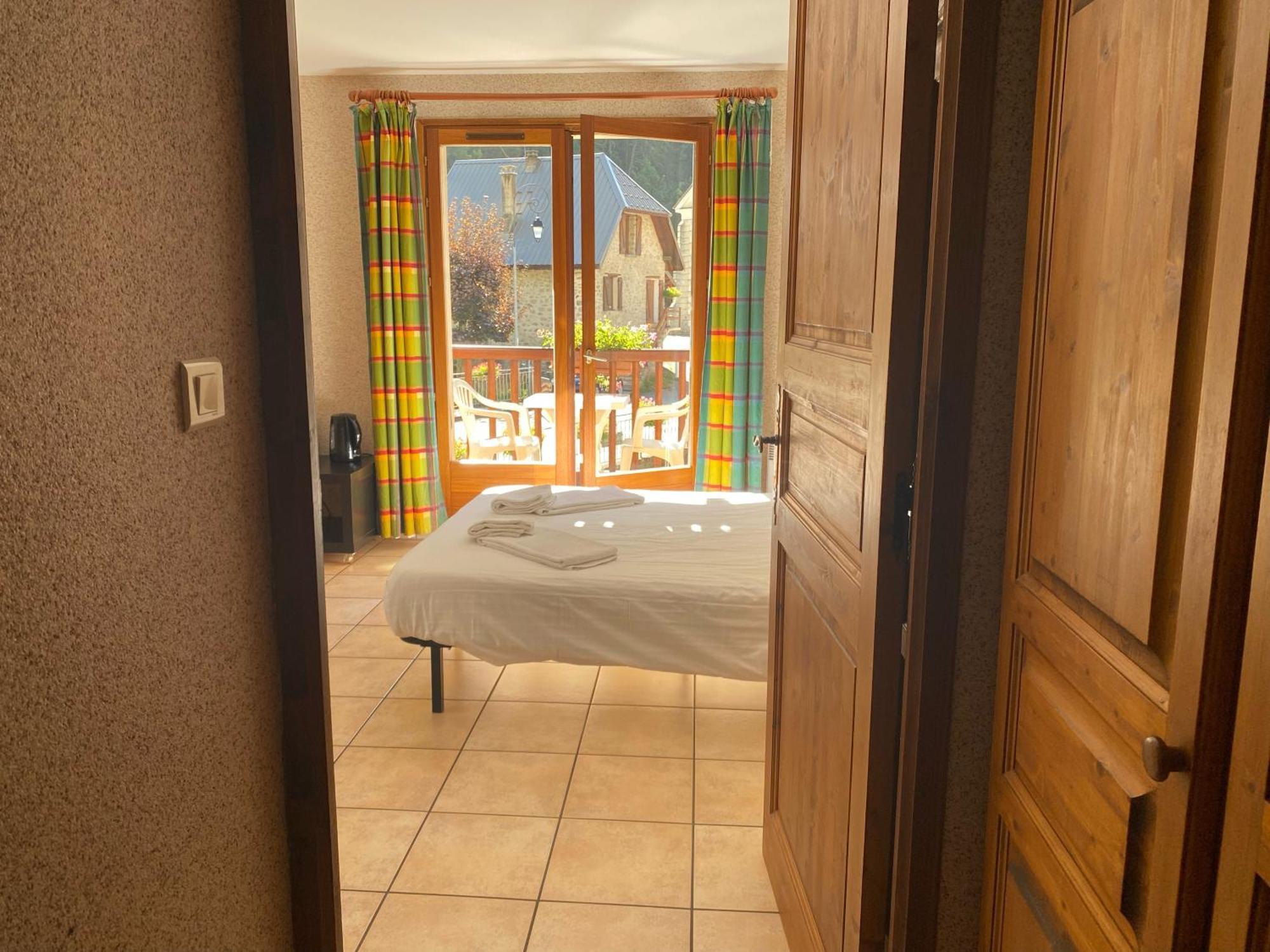 Apartamento L'Edelweiss La Chapelle-en-Valgaudemar Exterior foto